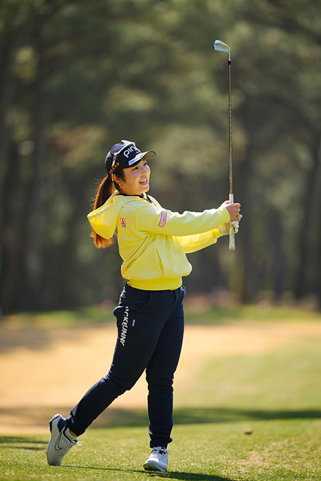プロゴルファー 佐久間朱莉選手